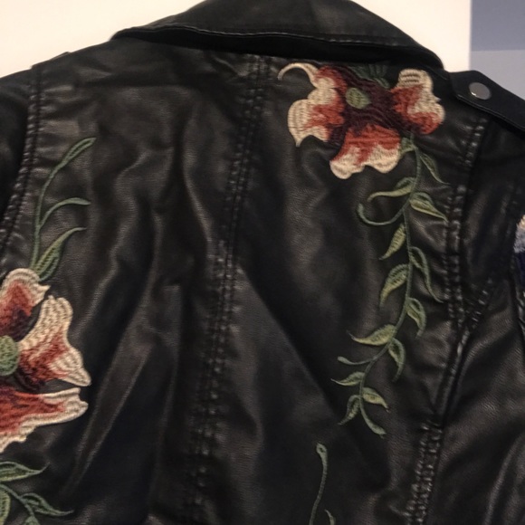 Embroidered leather jacket - Picture 2 of 5